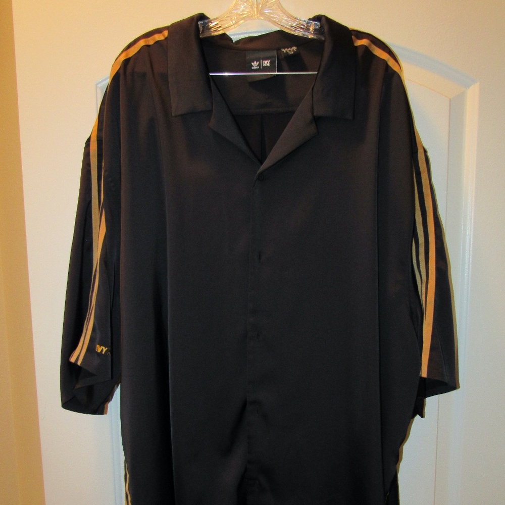 IVY PARK BLACK BROWN SHORT SET